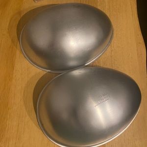 Wilton Egg mold